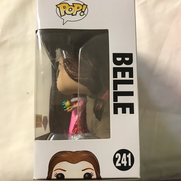 Disney POP -  Princess Belle from Beauty and the Beast - Picture 3 of 6